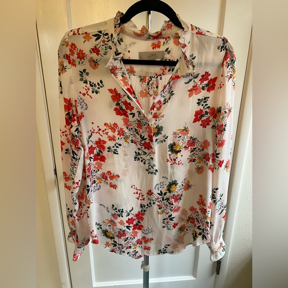 LOFT Floral Long Sleeve Blouse - Sz M